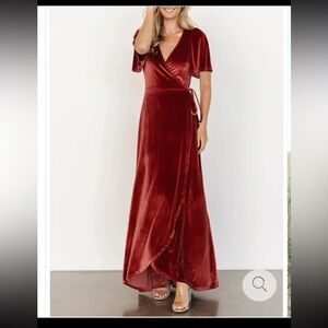 Baltic Born Katelyn Velvet Maxi Wrap Dress in Terracotta size Small